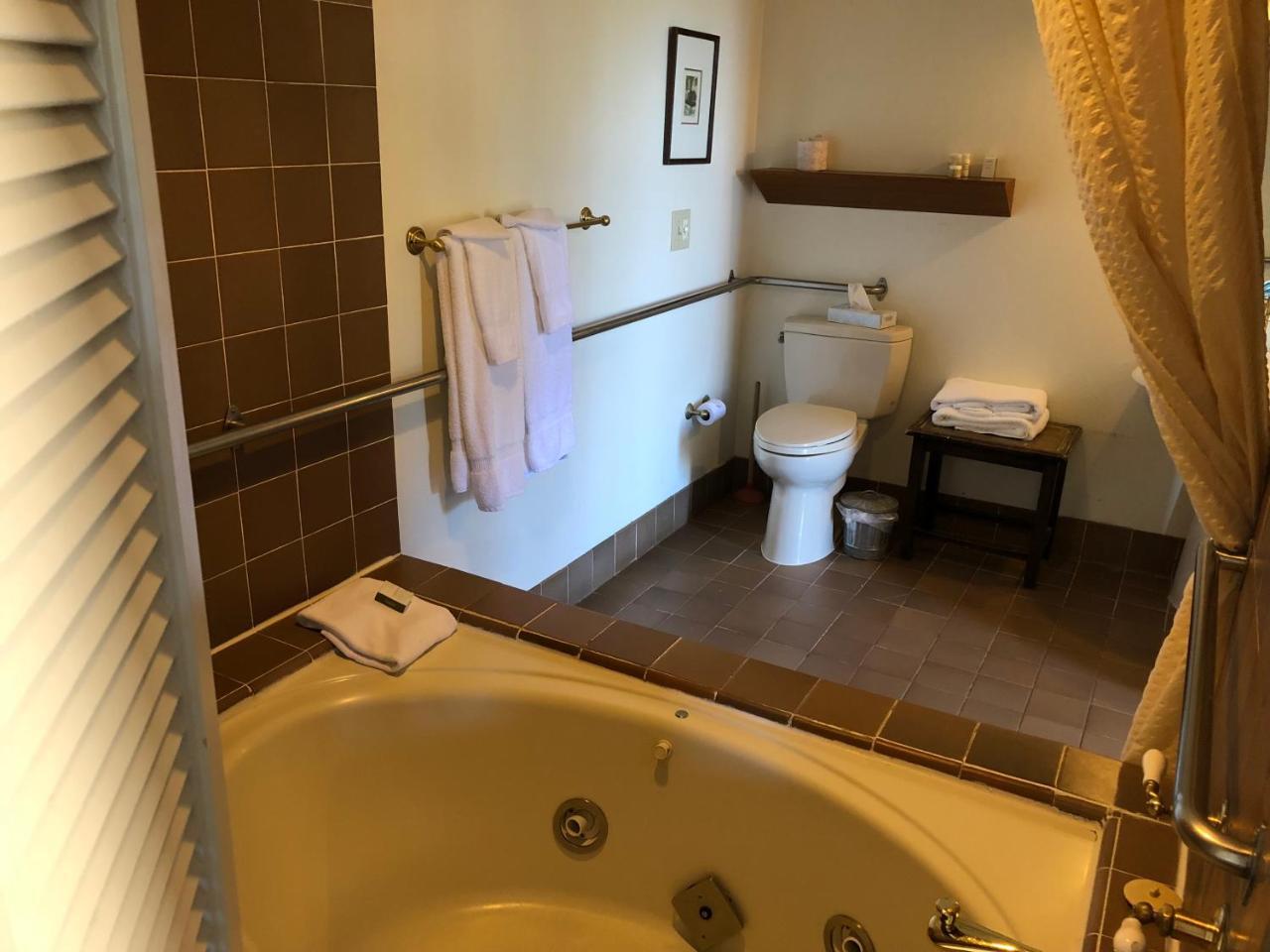 Mountain 5* Mill Valley